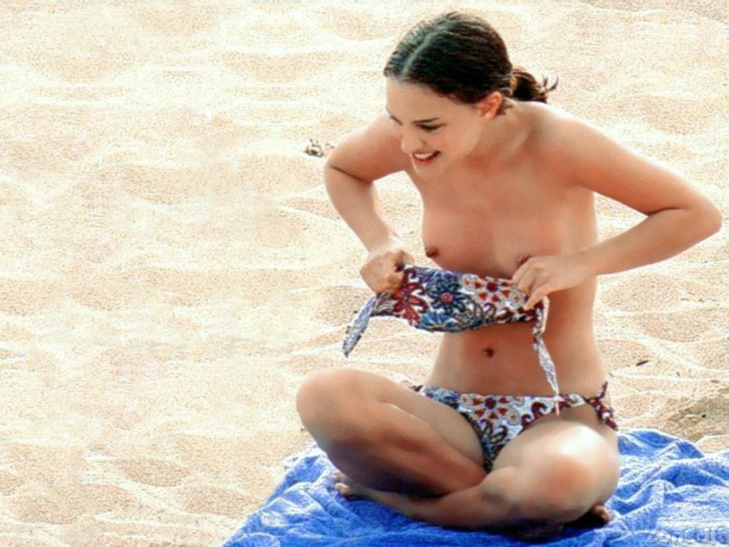 Natalie Portman Fakes Nude 34