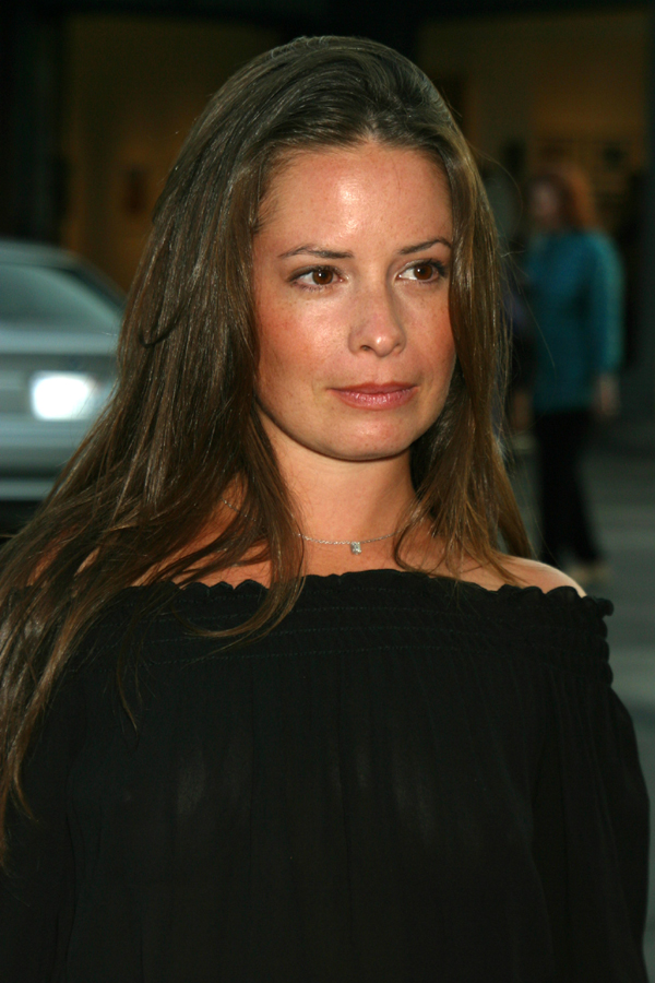 Holly marie combs nude pics images 657