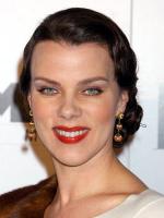 Debi Mazar