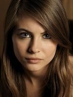 Willa Holland